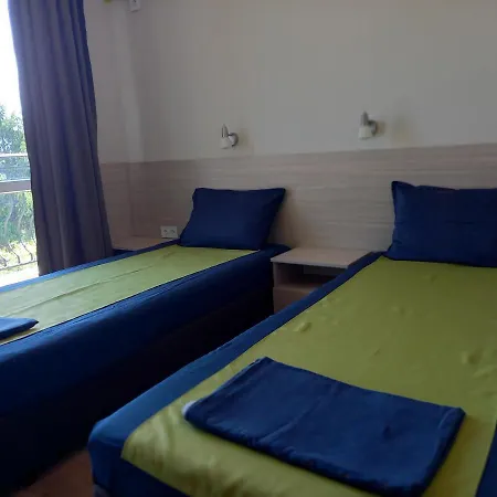 Villa флора